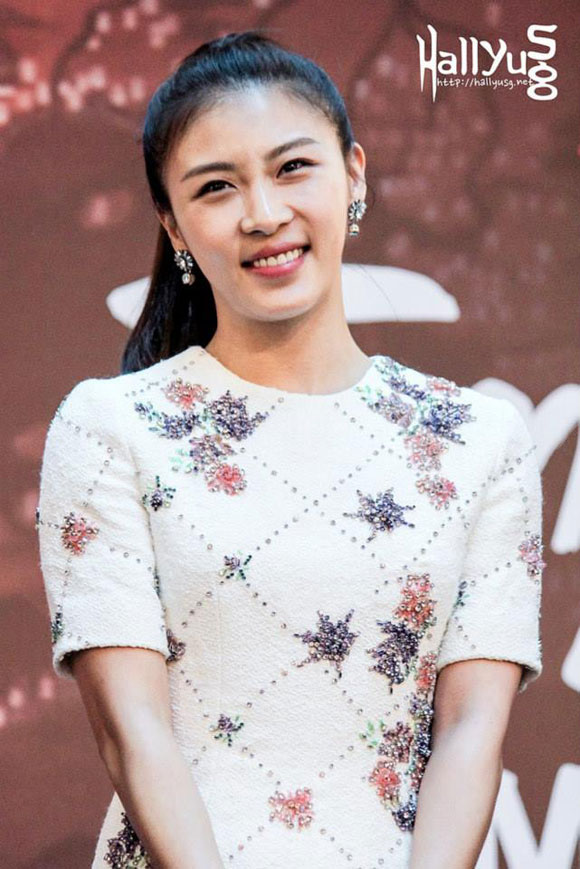 Hoàng hậu Ki,Ha Ji Won,Ha Ji Won thân thiện,Ha Ji Won quảng bá phim