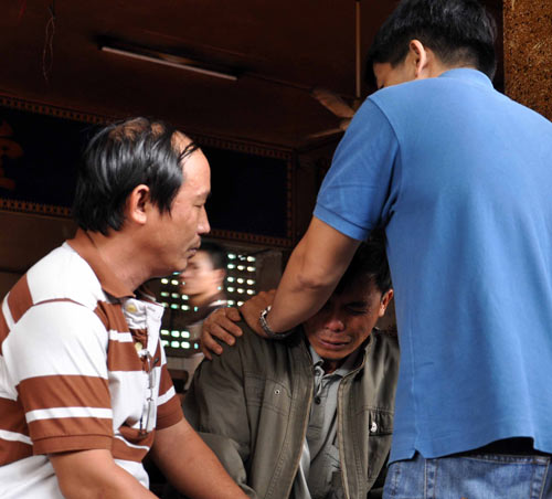 4 sinh viên chết cháy,Chết cháy do chế tạo pháo,Sinh viên chết cháy