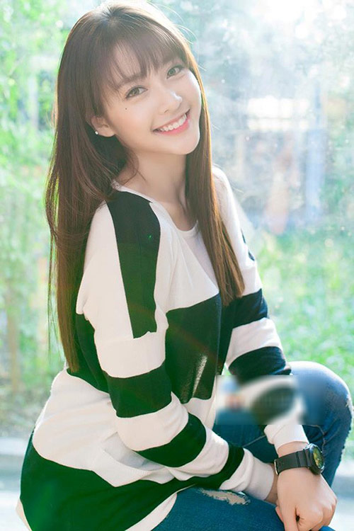 Hot girl Việt,Chi Pu,Hà Lade,Bà Tưng