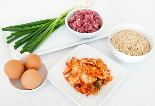 Món ăn ngon,Cơm rang kim chi thịt bò,Cách làm cơm rang kim chi thịt bò