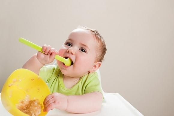 thay đổi khi bé 18 tháng tuổi,chăm sóc bé khi 18 tháng tuổi,khi trẻ 18 tháng tuổi