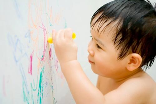 thay đổi khi bé 18 tháng tuổi,chăm sóc bé khi 18 tháng tuổi,khi trẻ 18 tháng tuổi