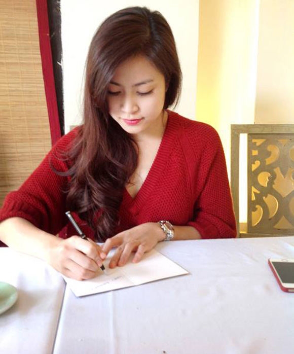Hoàng Thùy Linh,Ca sĩ Hoàng Thùy Linh,Hoàng Thùy Linh sexy