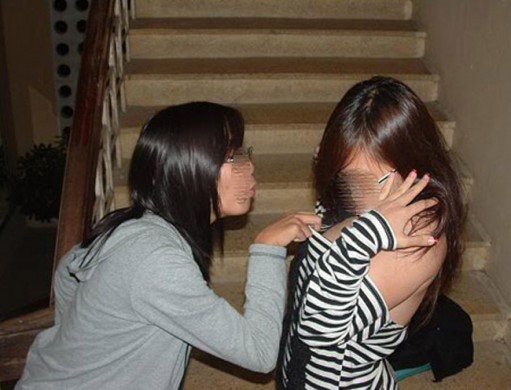 khi chị em nổi loạn