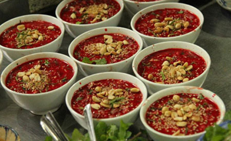Tiết canh,lòng lợn,gà,lợn,vịt,liên hoan