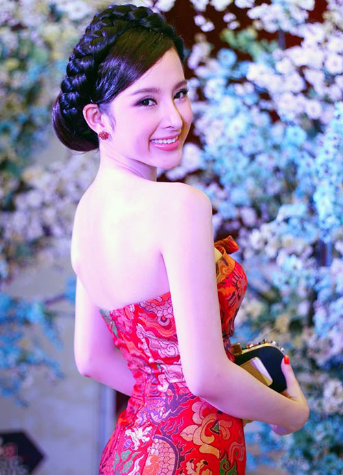 Thời trang sao việt,Elly Trần,Xuân Lan,Angela Phương Trinh