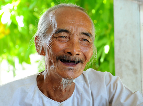 Nguyễn Văn Đức, cụ Nguyễn Văn Đức chăm mẹ 113 tuổi, người con hiếu thảo