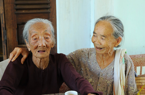 Nguyễn Văn Đức, cụ Nguyễn Văn Đức chăm mẹ 113 tuổi, người con hiếu thảo