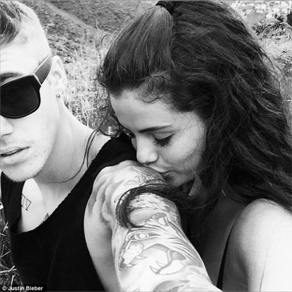 nam ca sĩ justin bieber,justin bieber và selena gomez,nữ ca sĩ selena gomez,sao hollywood