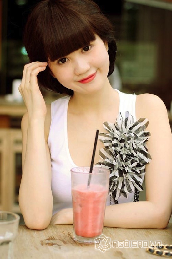 Ngọc Trinh, Ngọc Trinh nhận mặt quê, Ngọc Trinh được cộng đồng yêu thích, Ngọc Trinh tự nhận thân hình đẹp 