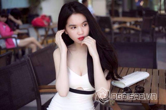 Ngọc Trinh, Ngọc Trinh nhận mặt quê, Ngọc Trinh được cộng đồng yêu thích, Ngọc Trinh tự nhận thân hình đẹp 