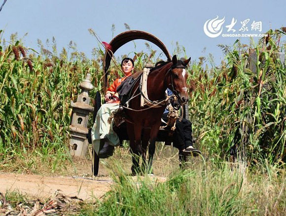 Châu Tấn,Cao Lương đỏ,gái quê Châu Tấn trong Cao Lương đỏ,sao Hoa ngữ
