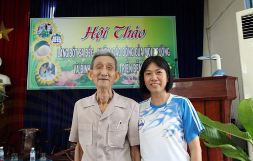 Ông chủ thương hiệu Hynos, Bột Bích Chi, gốm sứ Minh Long