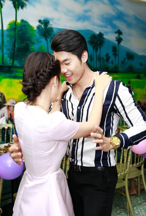 sao Việt, Trương Nam Thành, Á vương Trương Nam Thành, Trương Nam Thành chia tay chị gái Á hậu Hoàng My, Trương Nam Thành khiêu vũ cùng Dương Cẩm Lynh, ngọc nữ Dương Cẩm Lynh, bản sao Song Hye Kyo