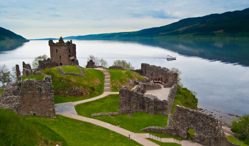 Du lịch Scotland, Địa danh du lịch, Hồ Loch Ness