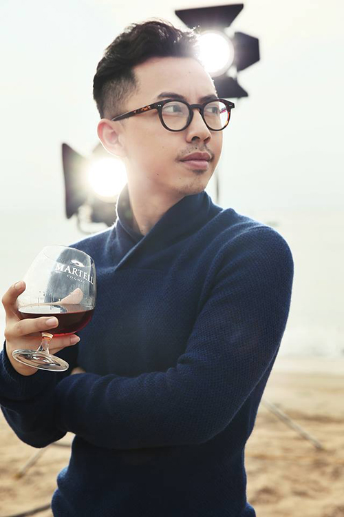 NTK Công Trí, Nhiếp ảnh gia Bobby, Hữu Long, Mâu Thủy