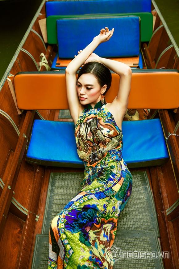 Cao Thùy Linh, Hoa hậu Quốc tế 2014, Hoa hậu Áo dài Quốc tế 2014, Giải Nhất Trang phục Dân tộc, Cao Thùy Linh thả dáng đẹp kiêu sa giữa chợ nổi Thái Lan
