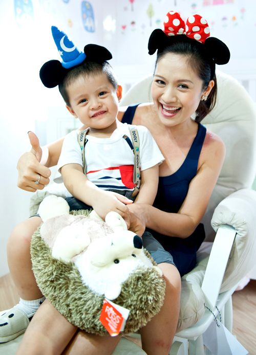 Bà mẹ,bà mẹ tài năng,5 bà mẹ tài năng và đảm đang của showbiz Việt