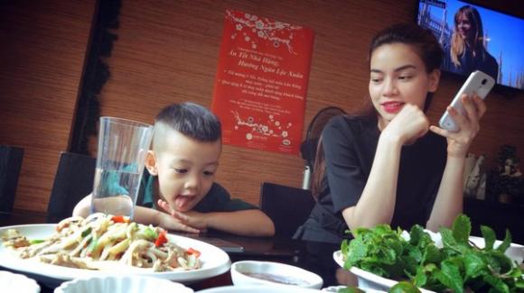 Bà mẹ,bà mẹ tài năng,5 bà mẹ tài năng và đảm đang của showbiz Việt