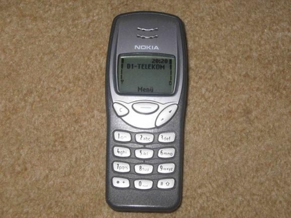 Sony Ericsson K800i, Nokia 3210, Nokia N95, BlackBerry Bold 9000