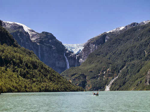 Ventisquero Colgante, Sông băng, Du lịch Chile