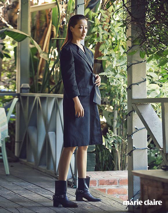 Kim Hee Sun,vẻ đẹp quyến rũ của Kim Hee Sun,mỹ nhân không tuổi Kim Hee Sun,Kim Hee Sun trên tạp chí Marie Claire