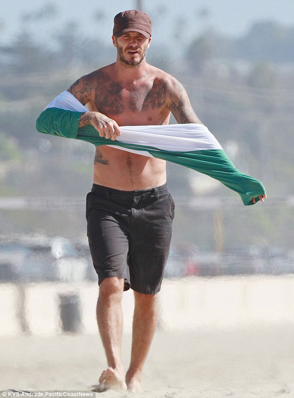 Beckham,Cruz,bố con nhà Becks đi lướt ván,sao Hollywood,Victoria