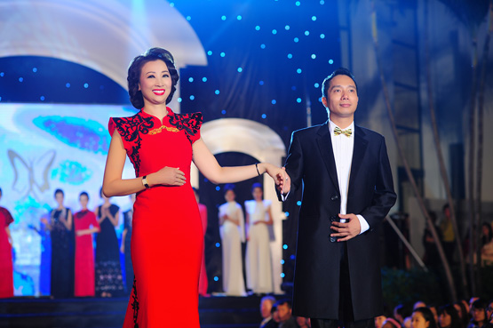 Tuần lễ Thời Trang Thu Đông 2014, Luxury Night”, NTK Đỗ Trịnh Hoài Nam, Vũ Thúy Nga, Vedette 47 tuổi Vũ Thúy Nga 