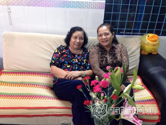 Phi Thanh Vân, chồng sắp cưới Phi Thanh Vân, Bảo Duy, mẹ Bảo Duy thăm bố mẹ Phi Thanh Vân, sui gia nhà Phi Thanh Vân gặp nhau 