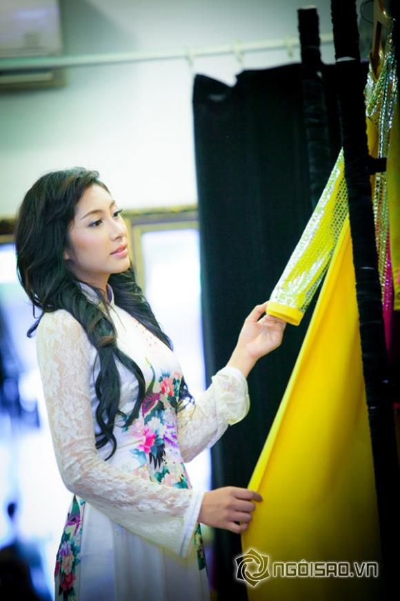 Đặng Thu Thảo, Miss International 2014, Hoa hậu Quốc tế tại Nhật Bản, Võ Việt Chung