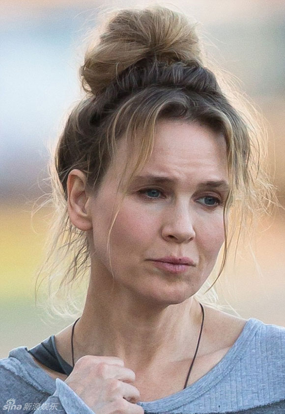 nhật ký tiểu thư Jones,Renee Zellweger,Renee Zellweger lộ mặt mộc nhăn nhúm,nữ diễn viên Renee Zellweger
