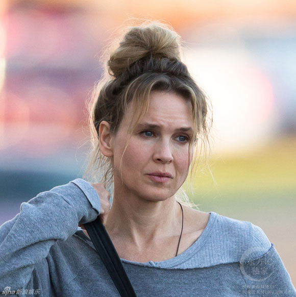 nhật ký tiểu thư Jones,Renee Zellweger,Renee Zellweger lộ mặt mộc nhăn nhúm,nữ diễn viên Renee Zellweger
