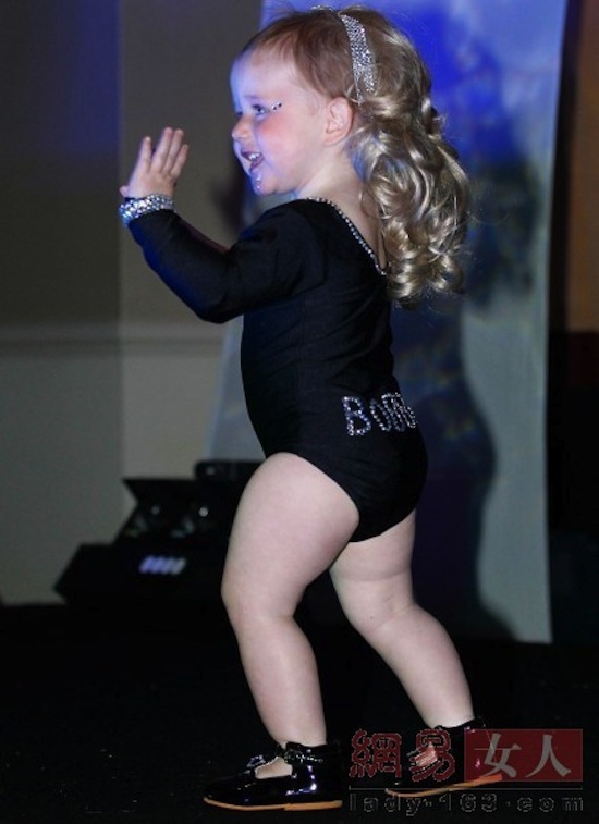 Bobbi Boyden, Beyonce phiên bản nhí, cô bé 19 tháng tuổi, hoa hậu nhí, sao nhí 