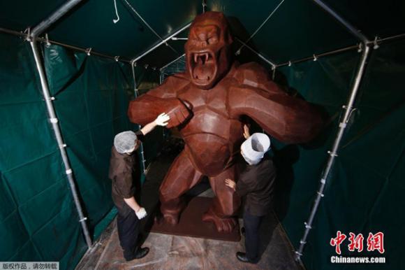 Bức tượng,bức tượng Kinh Kong,chú kinh kong khổng lồ,chú King Kong khổng lồ cao 4m làm từ chocolate