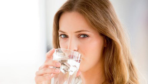 Uống nước,uống quá nhiều nước có thể gây tử vong