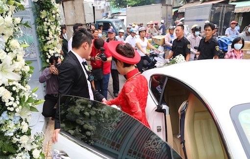Siêu xe, siêu xe rước dâu,siêu xe rước dâu sao,dàn siêu xe rước dâu hoành tráng của đám cưới sao Việt