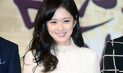 Jang Nara,Jang Nara xinh tươi như thiếu nữ,Jang Nara mặc áo sơ mi trắng,Jang Nara tại sự kiện