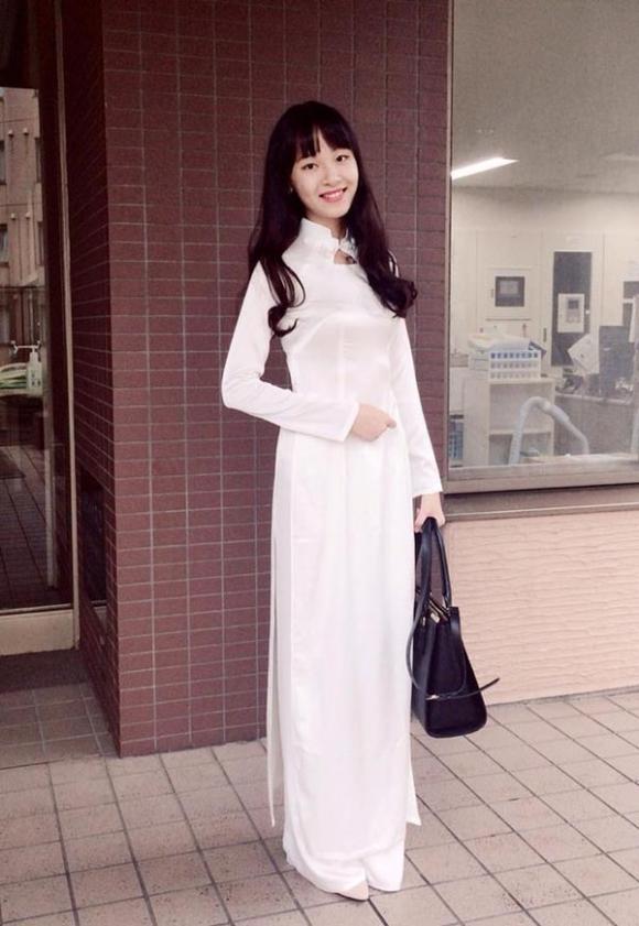 Cô nàng,cô nàng mắt lác,ngạc nhiên với tài sắc của ‘cô nàng mắt lác' tinh nghịch
