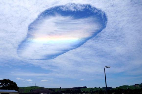 Hồ mây,hồ mây kỳ ảo,'Hồ mây' kỳ ảo xuất hiện giữa trời Australia