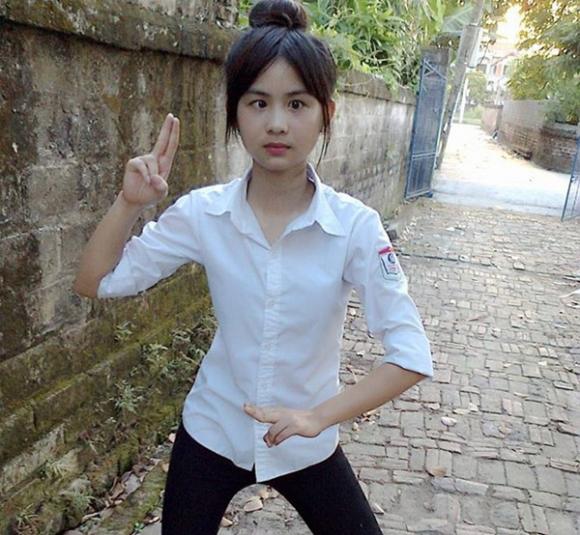 Cô gái,cô gái chụp ảnh chơi,4 cô gái chụp ảnh chơi bỗng nhiên nổi tiếng
