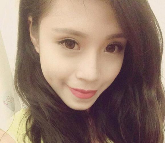 Cô gái,cô gái chụp ảnh chơi,4 cô gái chụp ảnh chơi bỗng nhiên nổi tiếng