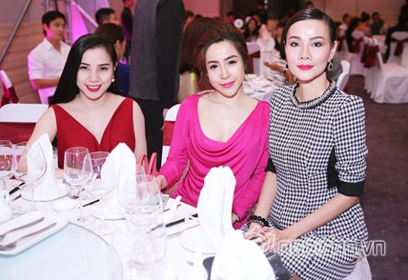 Linh Jollie, Dương Yến Ngọc, Khắc Tiệp, Ngọc Trinh, Linh Jollie D Spa Clinic