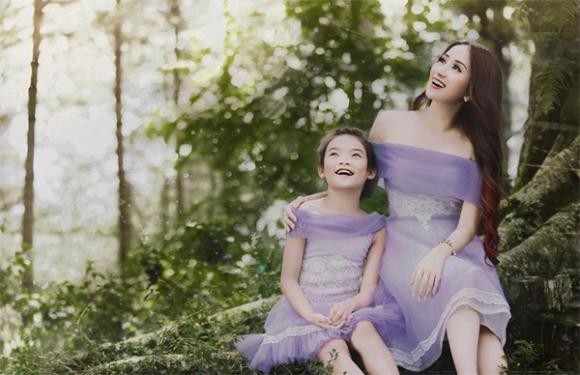 Khánh Thi và Quán quân BNHV,Khánh Thi và Linh Hoa,Quán quân bước nhảy hoàn vũ nhí,bé linh hoa