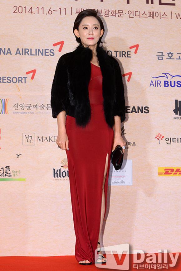 Kim Min Jung đẹp dịu dàng,Kim Min Jung trên tạp chí,Kim Min Jung thời trang thảm đỏ,sao hàn
