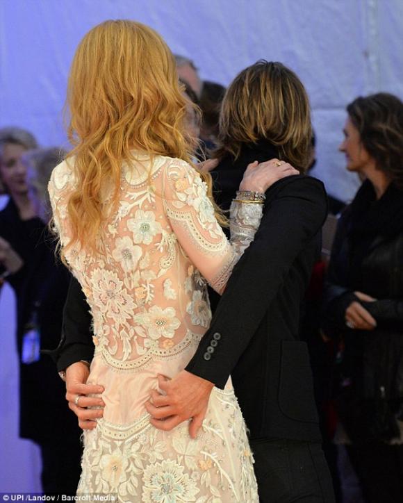 thiên nga úc Nicole Kidman,Nicole Kidman thẩm mỹ,Nicole Kidman mặt thiếu tự nhiên,vợ chồng Nicole Kidman 
