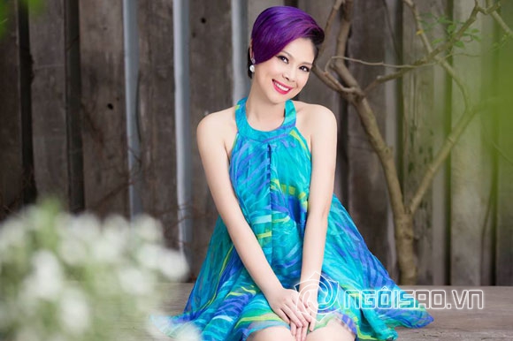 Thanh Thảo,búp bê Thanh Thảo,Thanh Thảo khoe lưng ong,Thanh Thảo dịu dàng