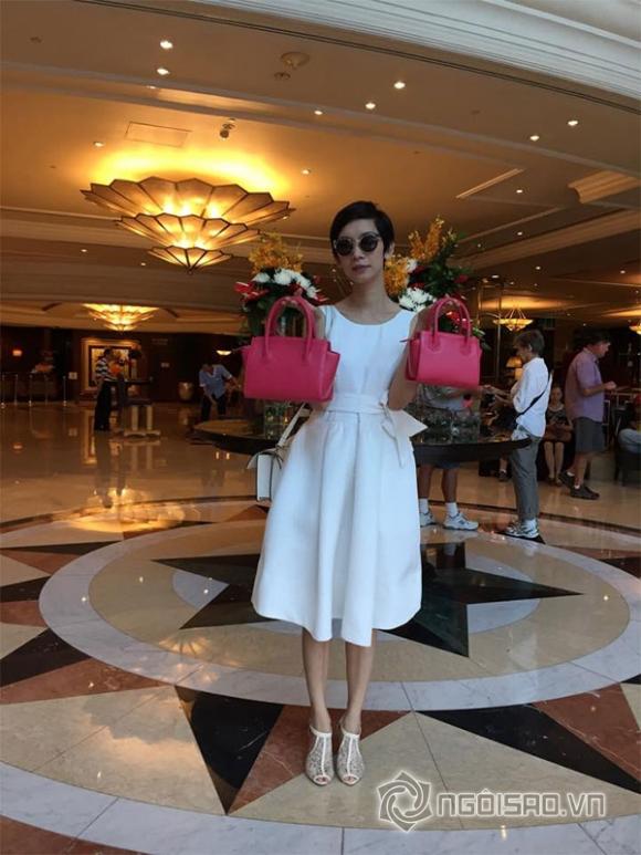 Xuân Lan được tặng túi,mẹ con Xuân Lan,Xuân Lan và bé Thỏ,con gái Xuân Lan
