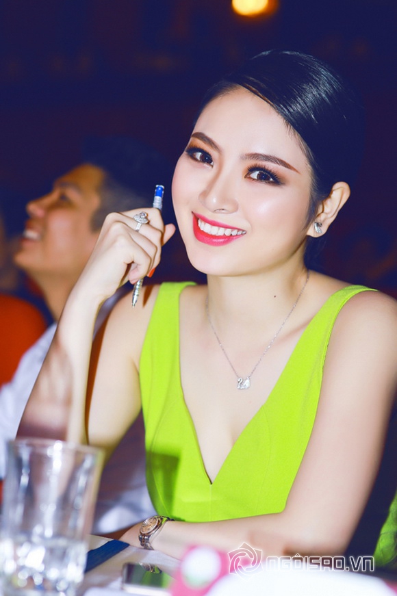 Sao việt,hoa hậu ngọc anh,hoa hậu dân tộc 2013,hoa hậu ngọc anh đi làm giám khảo,miss đại học dược