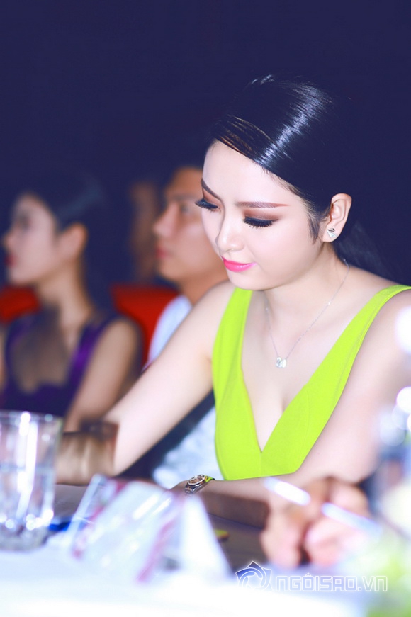 Sao việt,hoa hậu ngọc anh,hoa hậu dân tộc 2013,hoa hậu ngọc anh đi làm giám khảo,miss đại học dược