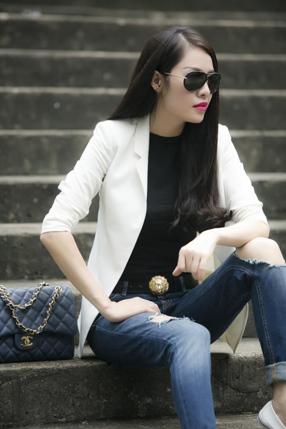 sao Việt, Quế Vân, Quế Vân thi Cặp đôi hoàn hảo, Quế Vân kín đáo, Quế Vân thả dáng giữa phố